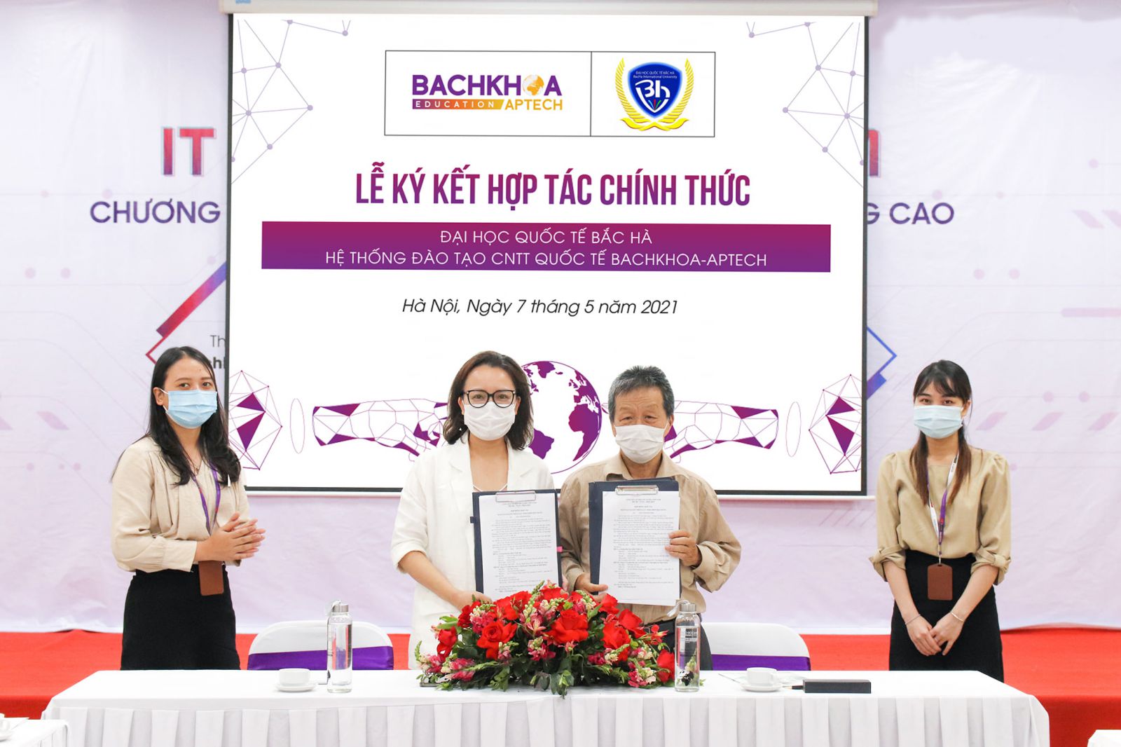 Lễ ký kết sự hợp tác giữa Trường BHIU và Bachkhoa-Aptech