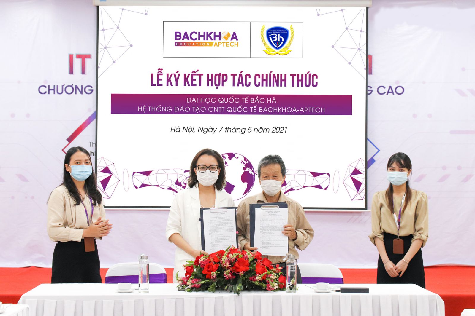 Lễ ký kết sự hợp tác giữa Trường Đại học Quốc tế Bắc Hà và Bachkhoa-Aptech