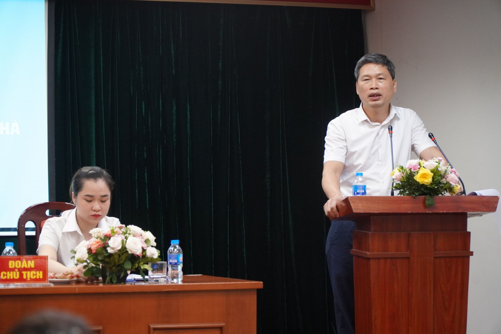 Đồng chí Phạm Văn Hiệp phát biểu chỉ đạo và chia sẻ mong muốn gửi đến công đoàn trường