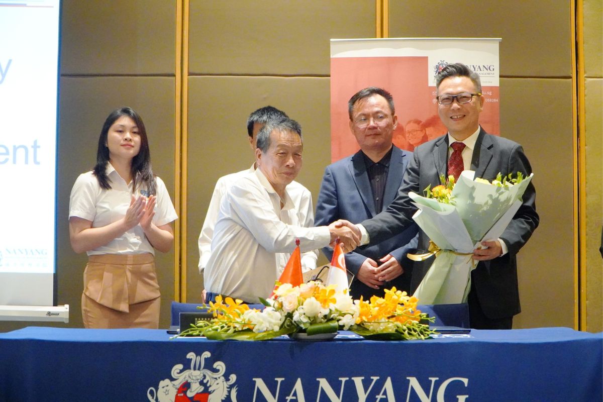Trường Đại học Quốc tế Bắc Hà ký kết biên bản ghi nhớ hợp tác với Học viện quản lý Nanyang