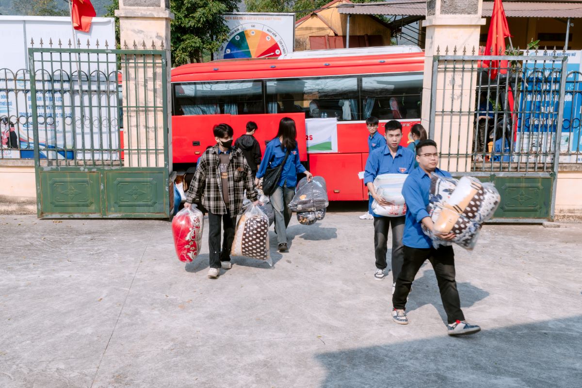 CHƯƠNG TRÌNH ĐÔNG ẤM - XUÂN YÊU THƯƠNG TẠI CẤM SƠN - LỤC NGẠN - BẮC GIANG 2025