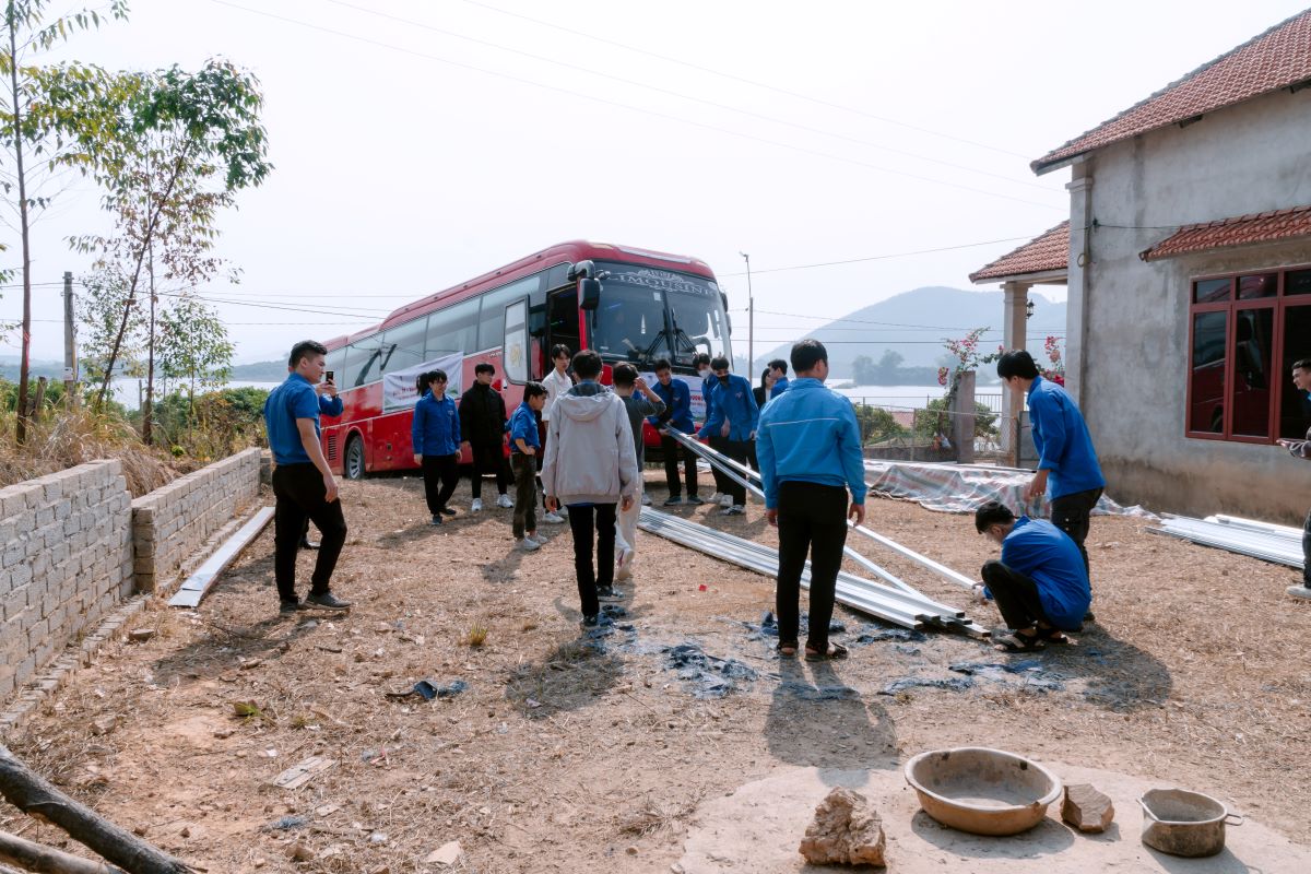 CHƯƠNG TRÌNH ĐÔNG ẤM - XUÂN YÊU THƯƠNG TẠI CẤM SƠN - LỤC NGẠN - BẮC GIANG 2025