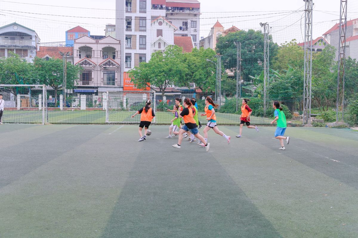 chung kết giải bóng đá giao hữu sinh viên 2025